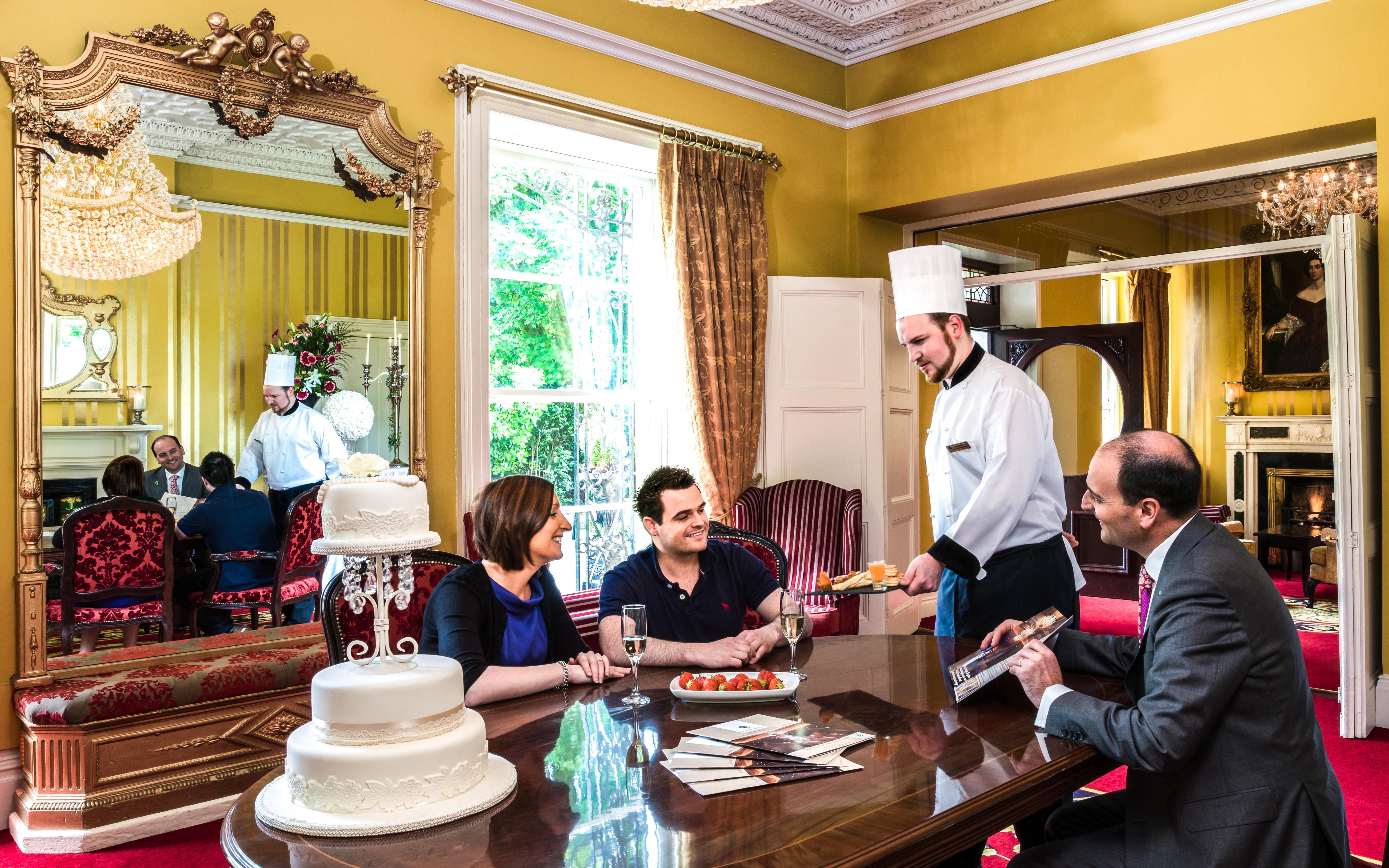 Cork'S Vienna Woods Hotel & Villas Екстериор снимка