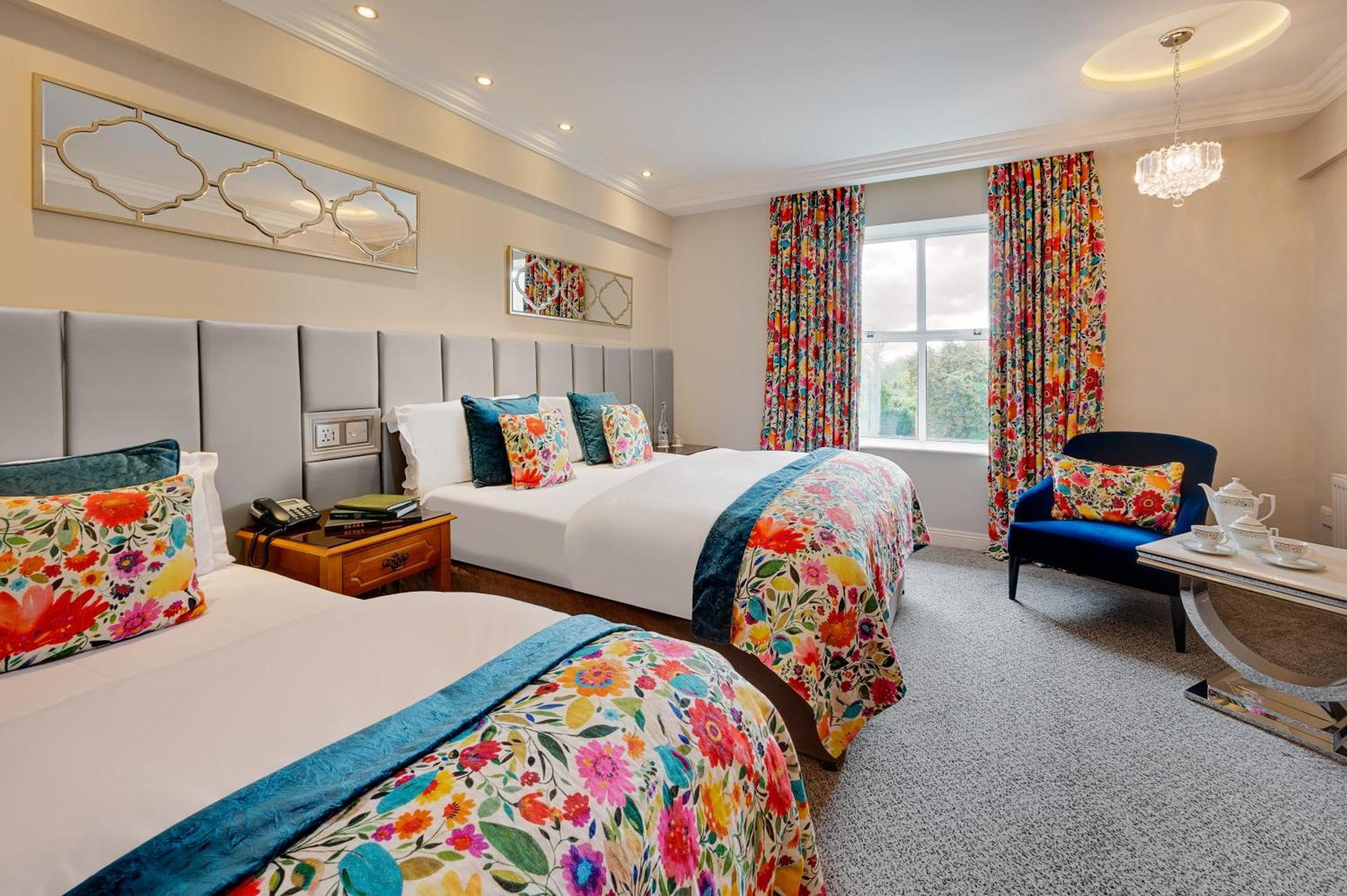 Cork'S Vienna Woods Hotel & Villas Екстериор снимка