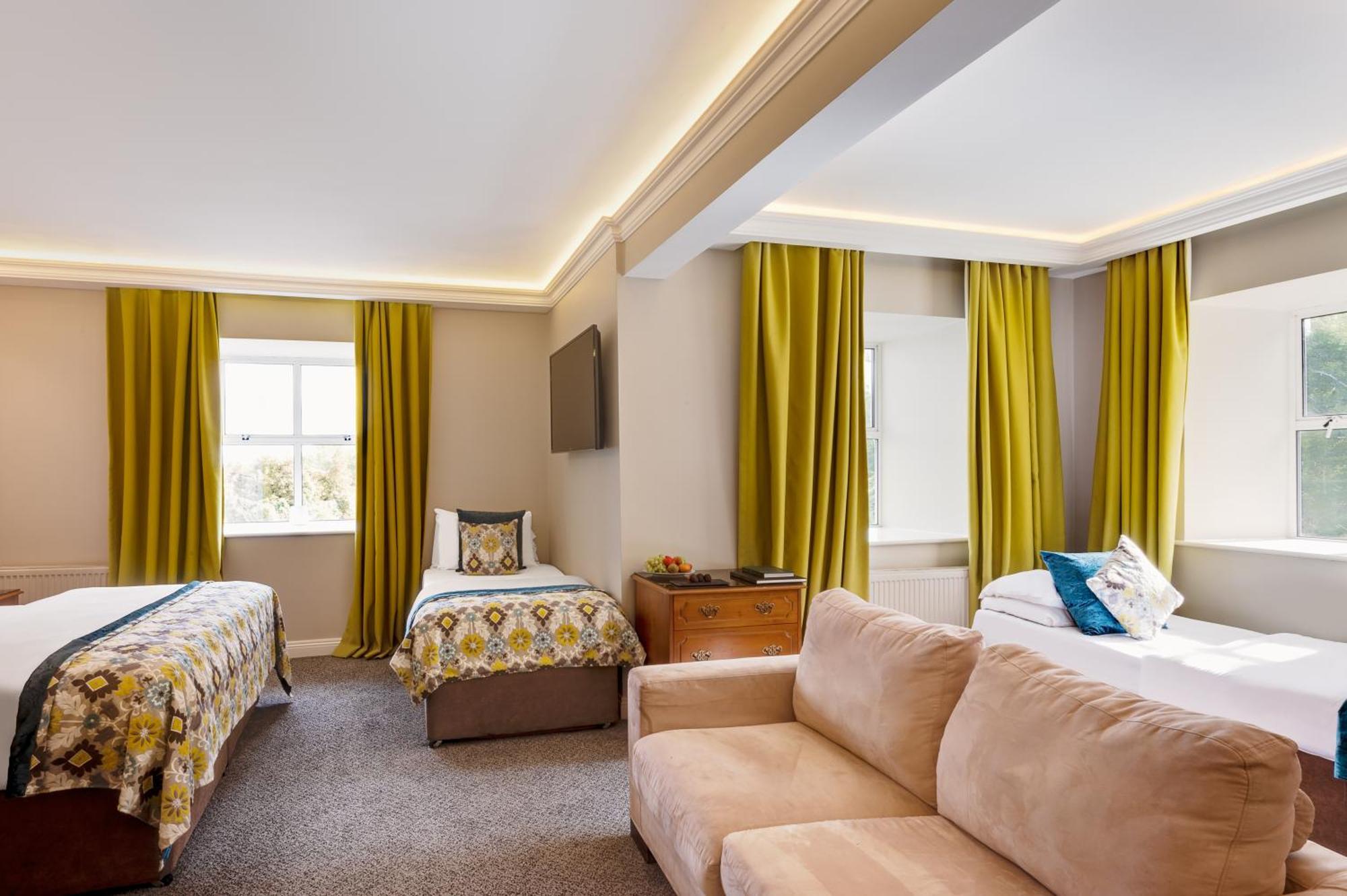 Cork'S Vienna Woods Hotel & Villas Екстериор снимка